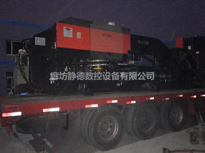 二手VT300金方圆数控转塔冲床